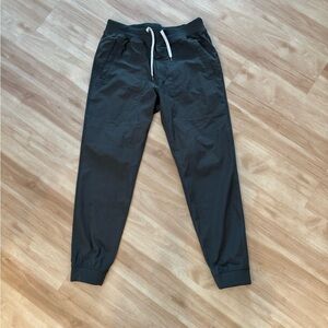 Vuori Meta Jogger Dark Oregano Size M